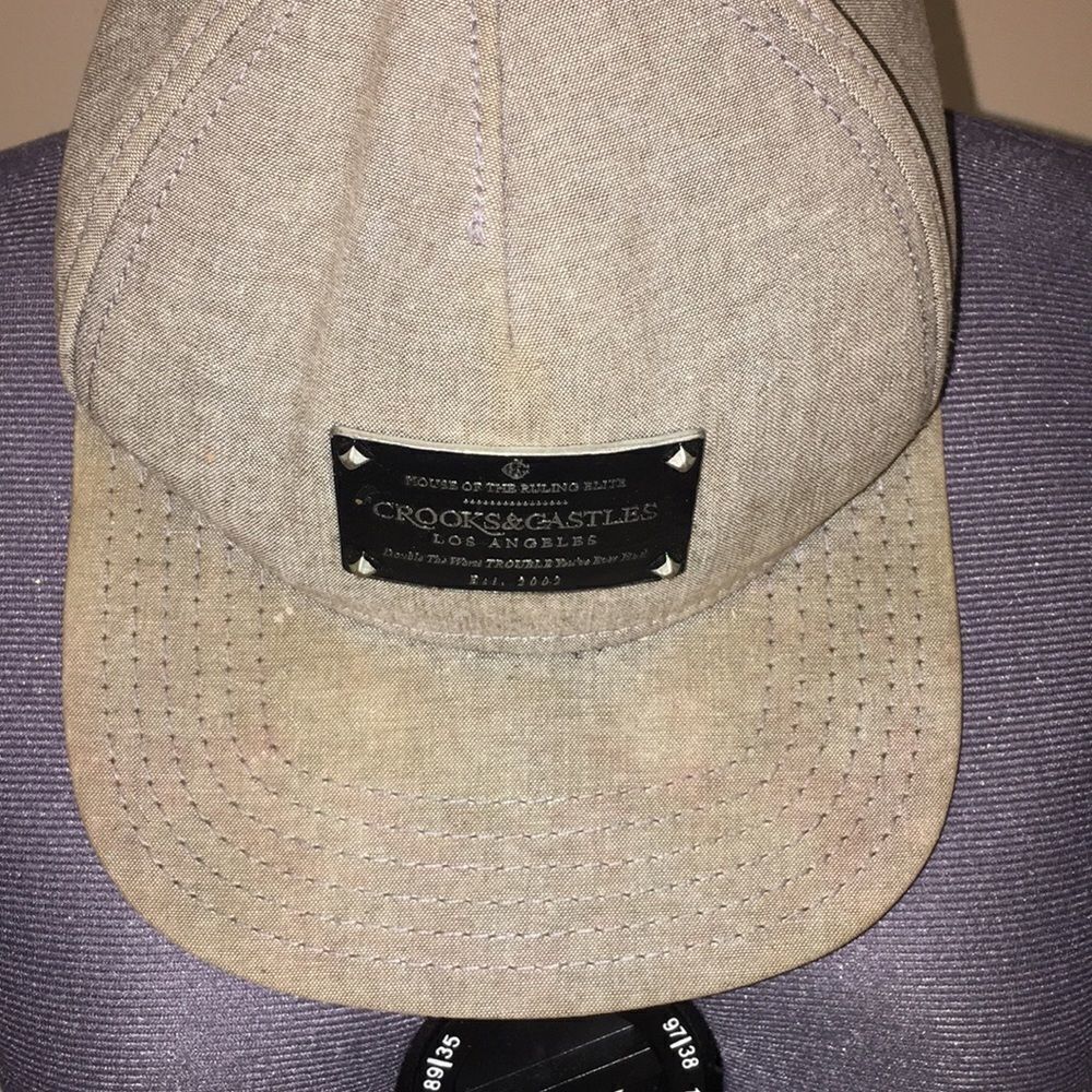 Crooks and castles SnapBack - Picture 2 of 7